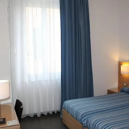 Genova 3* Sestri Levante