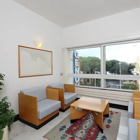 Hotel Genova 3*