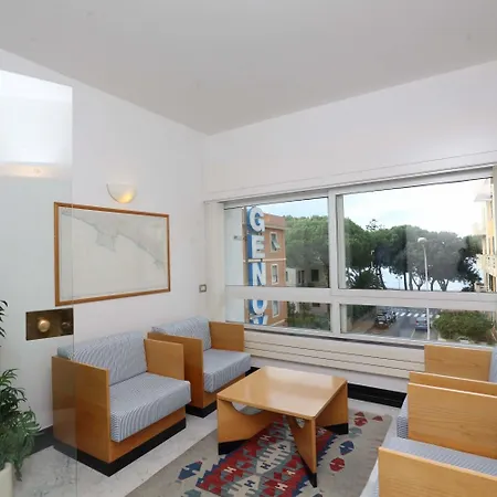 Genova 3* ססטרי לבאנטה