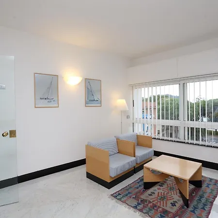 Genova מלון 3*
